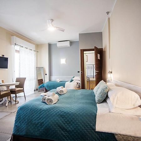 L'Antico Borgo Elena Noli Hotel Ngoại thất bức ảnh