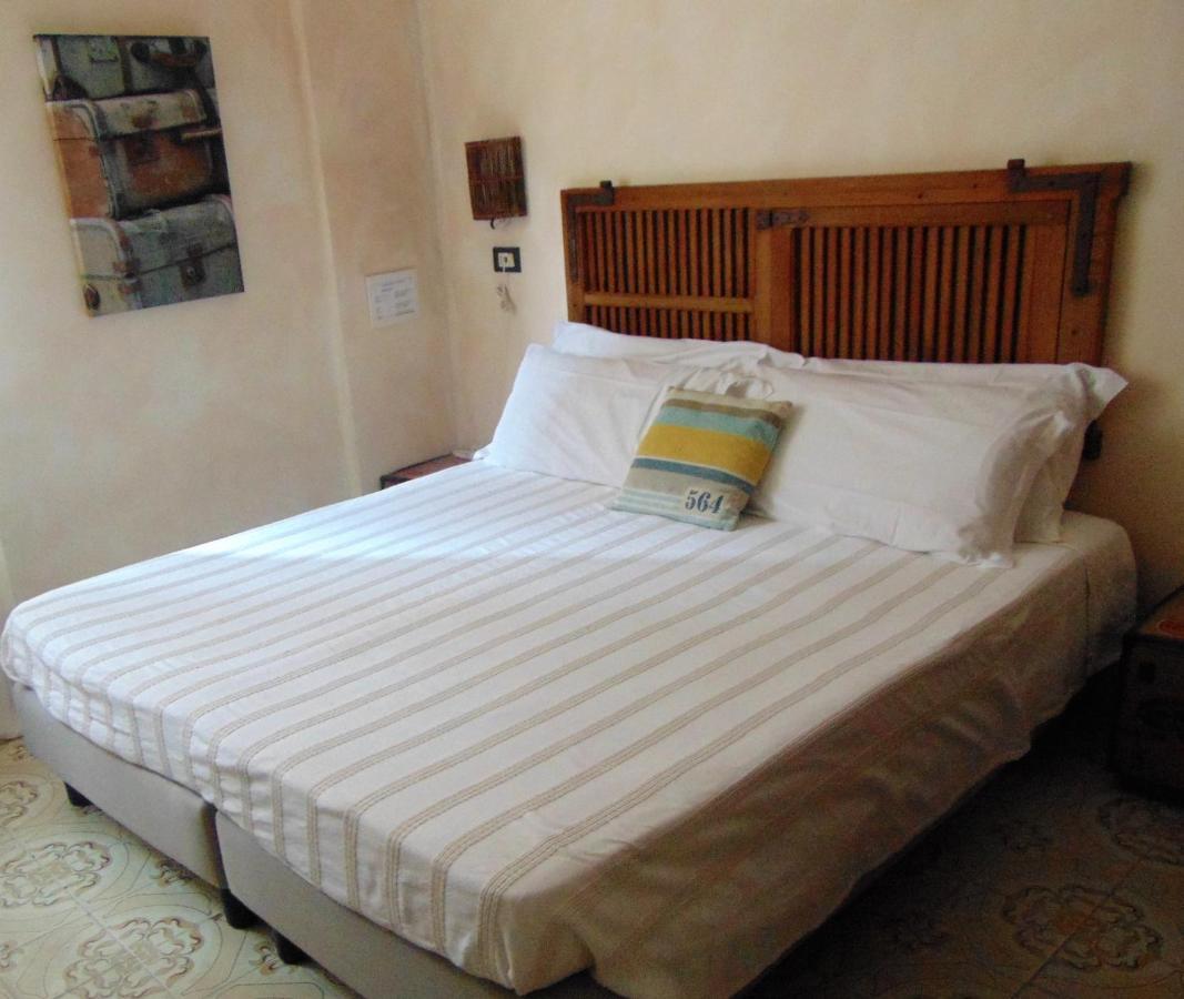 L'Antico Borgo Elena Noli Hotel Ngoại thất bức ảnh