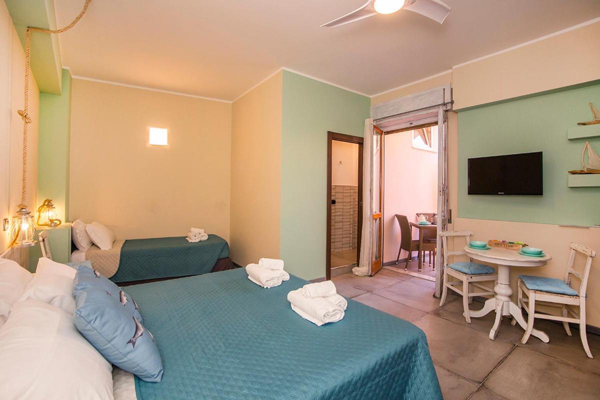 L'Antico Borgo Elena Noli Hotel Ngoại thất bức ảnh
